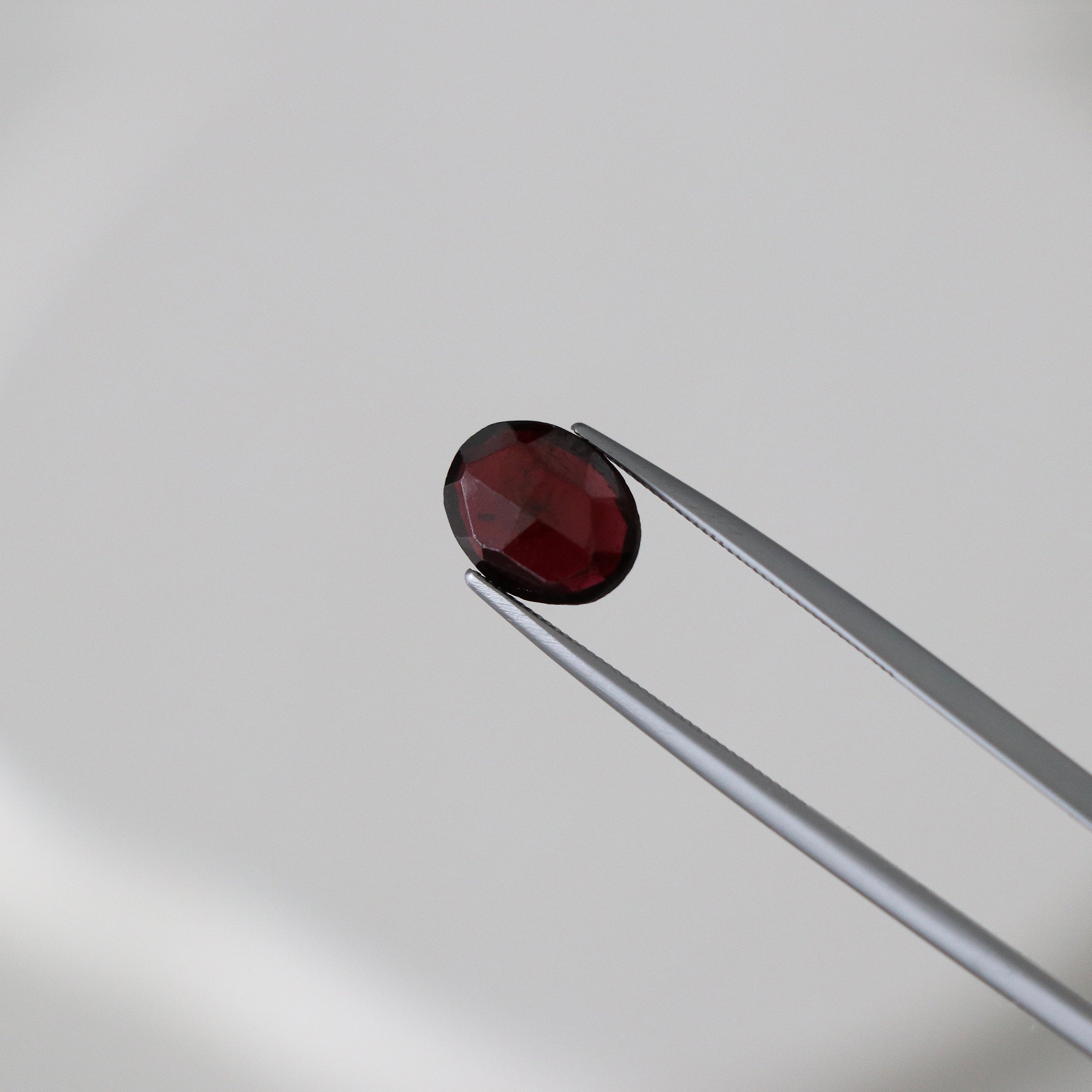 Almandine Garnet - Mystery stone 1 - Gem Identification series