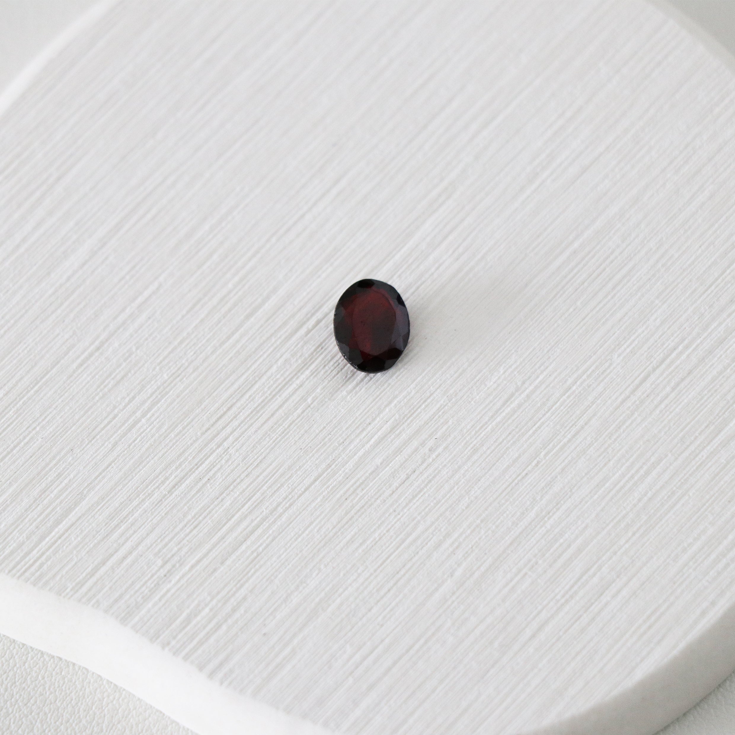 Almandine Garnet - Mystery stone 1 - Gem Identification series