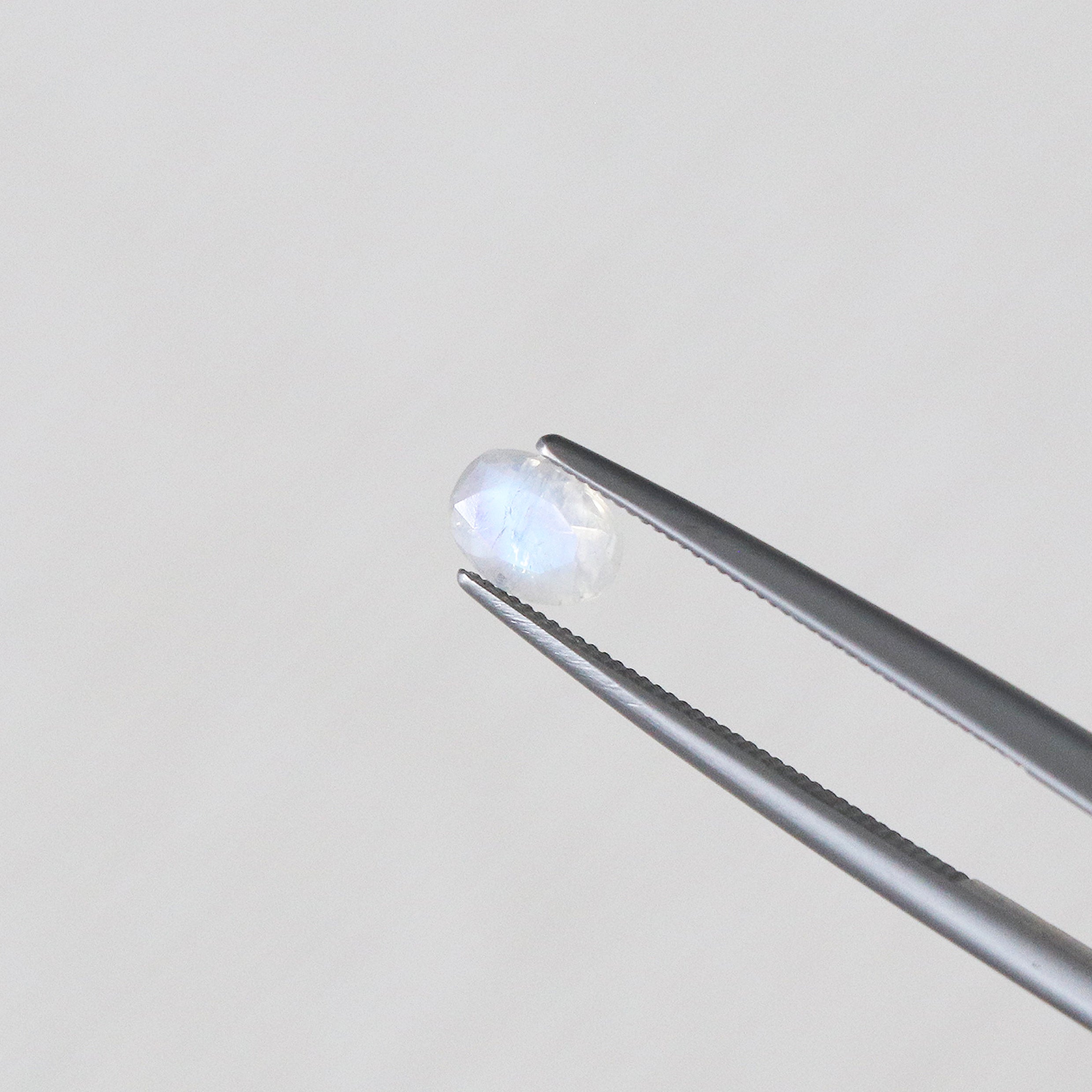 Moonstone / Orthoclase / Feldspar - Mystery stone 2 - Gem Identification series