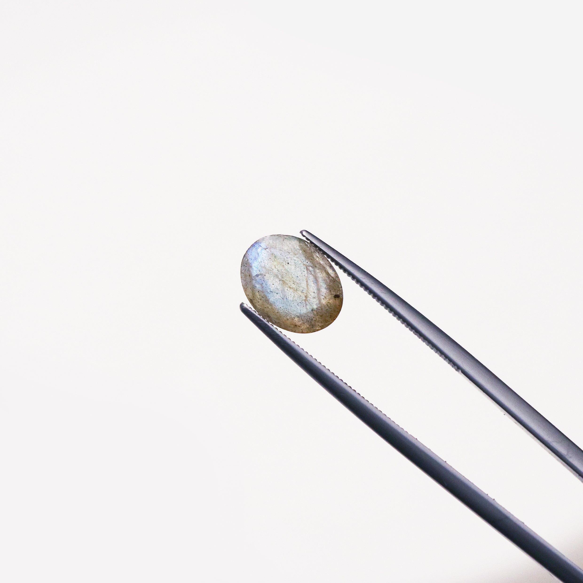 Labradorite / Feldspar - Mystery stone 121 - Gem Identification series