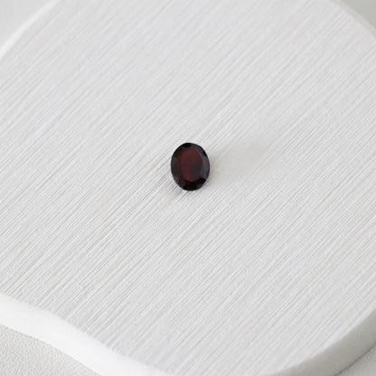 Almandine Garnet - Mystery stone 1 - Gem Identification series