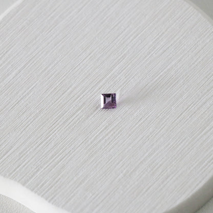 Amethyst / Quartz - Mystery stone 10 - Gem Identification series