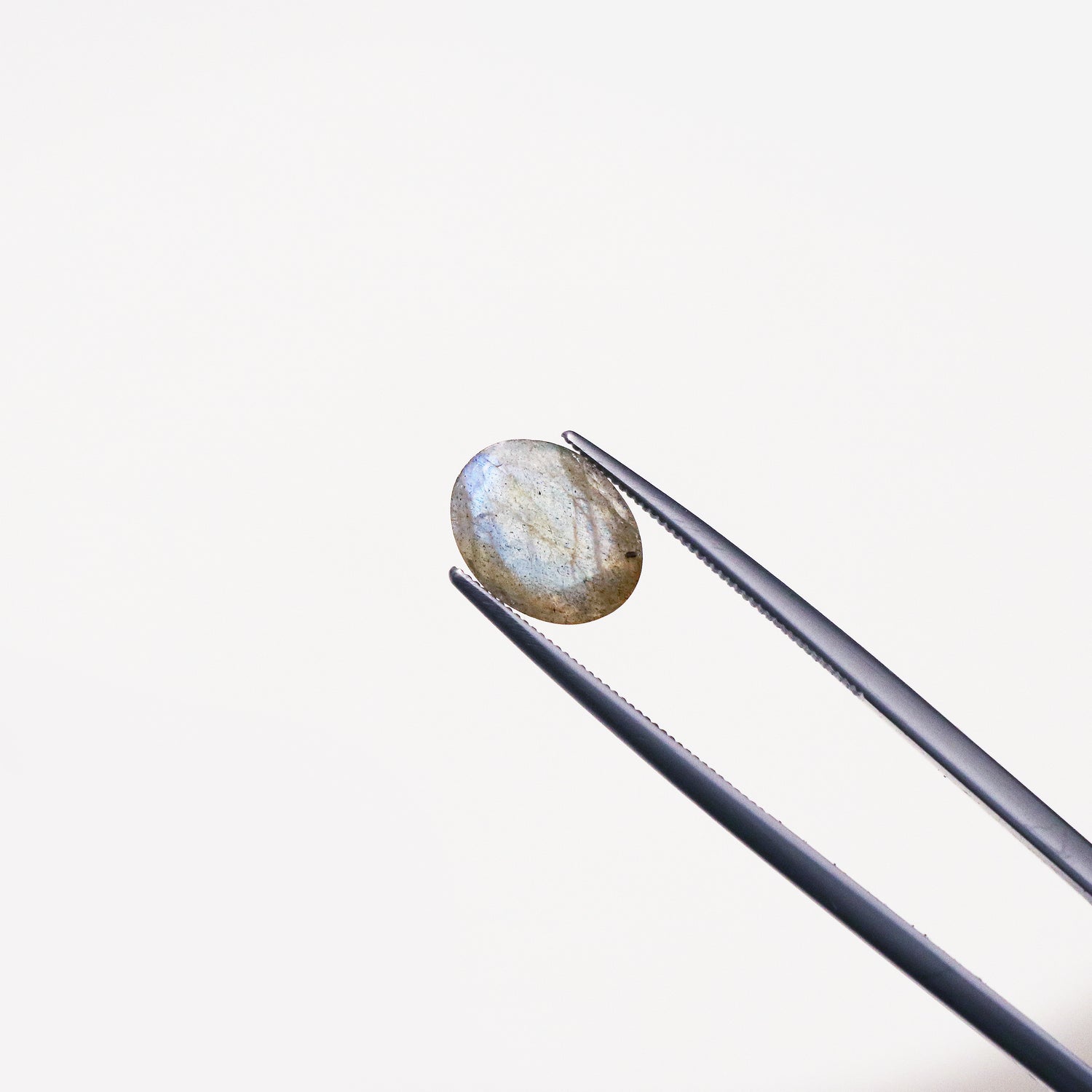 Labradorite / Feldspar - Mystery stone 121 - Gem Identification series