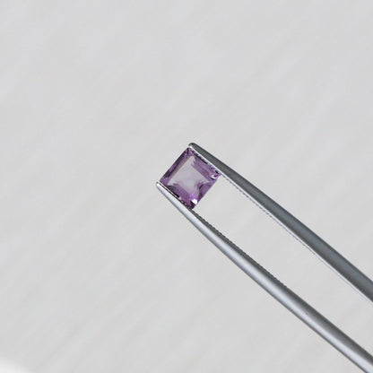 Amethyst / Quartz - Mystery stone 10 - Gem Identification series