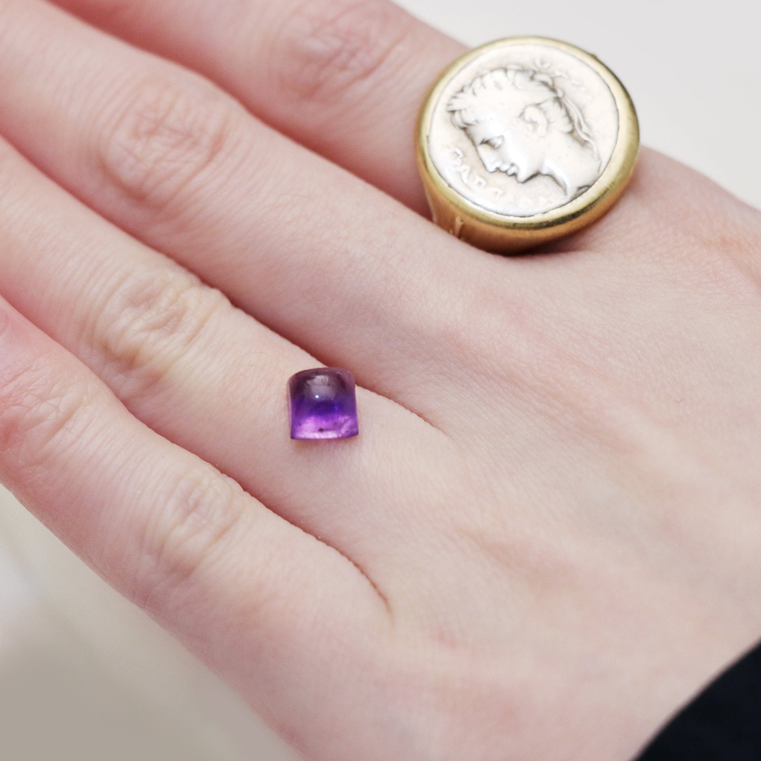 Amethyst / Quartz - Mystery stone 122 - Gem Identification series