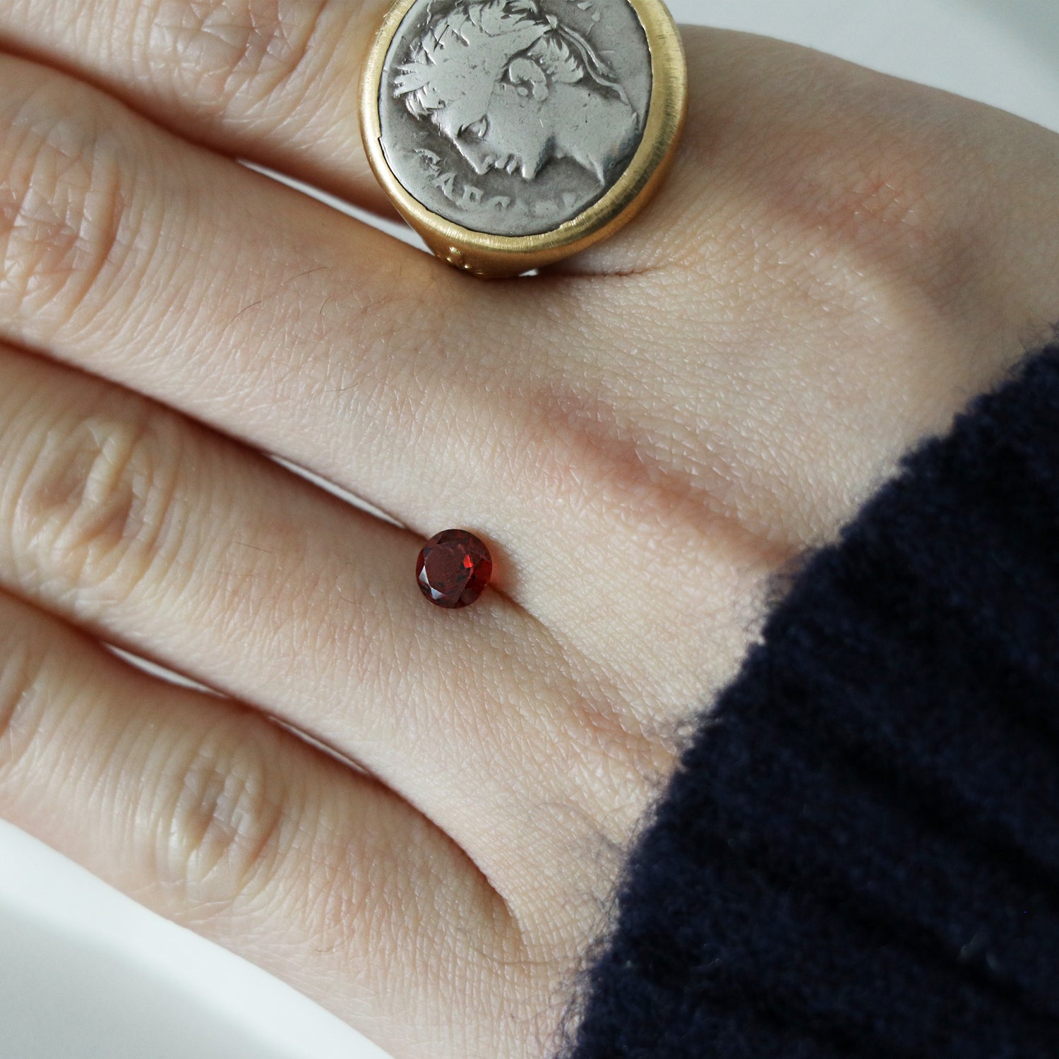 Rhodolite / Pyrope-almandine / Garnet - Mystery stone 3 - Gem Identification series