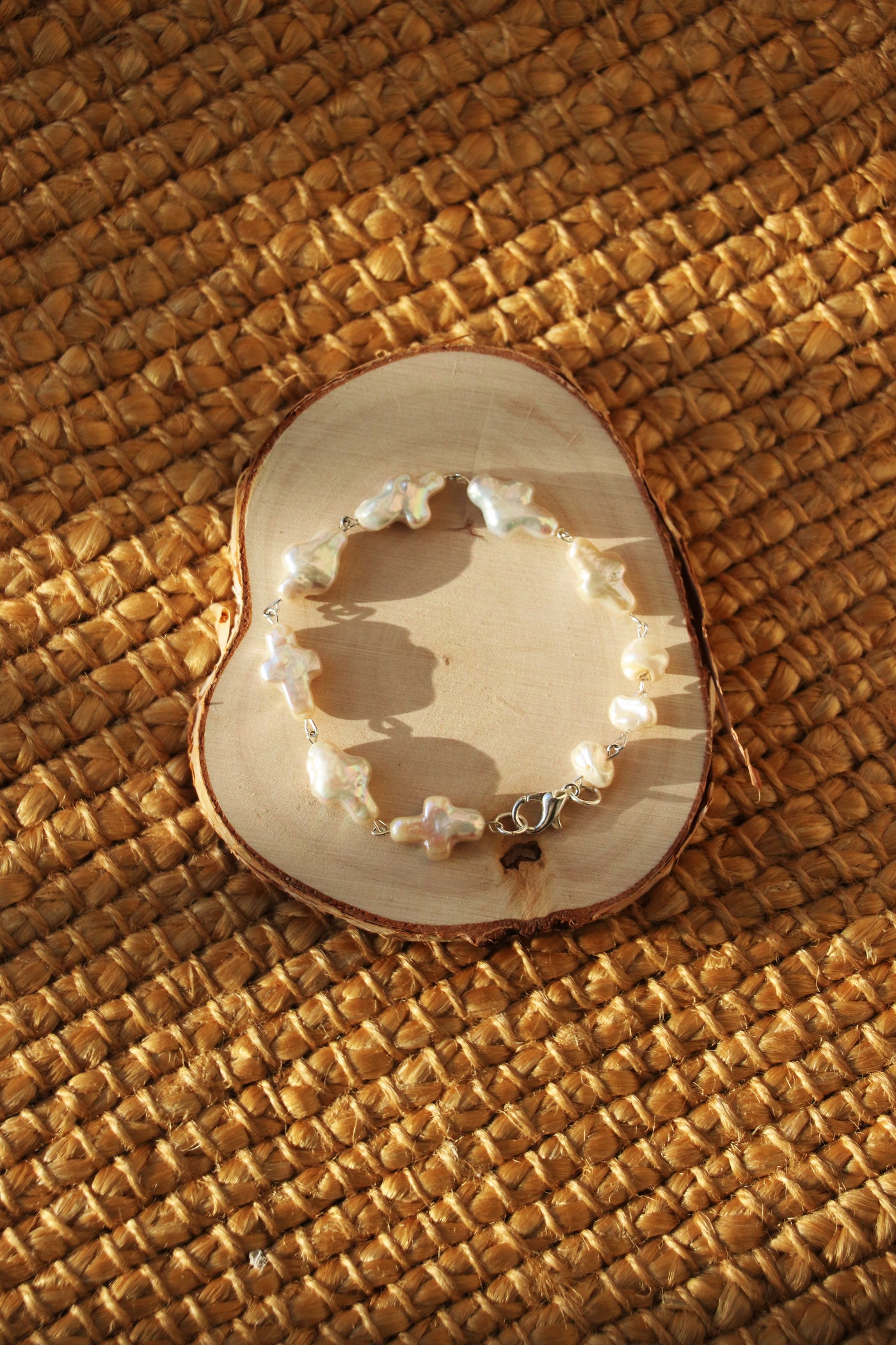 Capucine - Cross shape Freshwater Baroque Cultured Pearls Bracelet