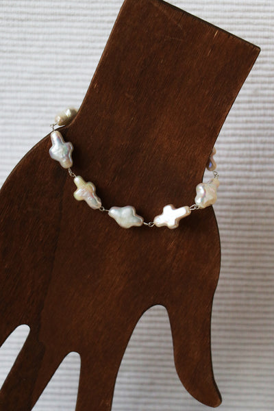 Capucine - Cross shape Freshwater Baroque Cultured Pearls Bracelet