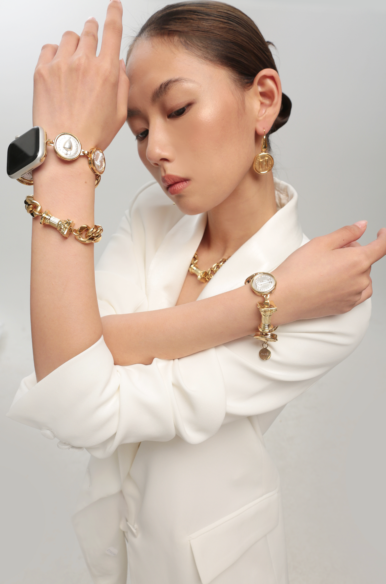 Aelia Dangle Earrings