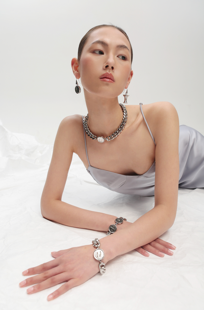 Varinia Dangle Earrings