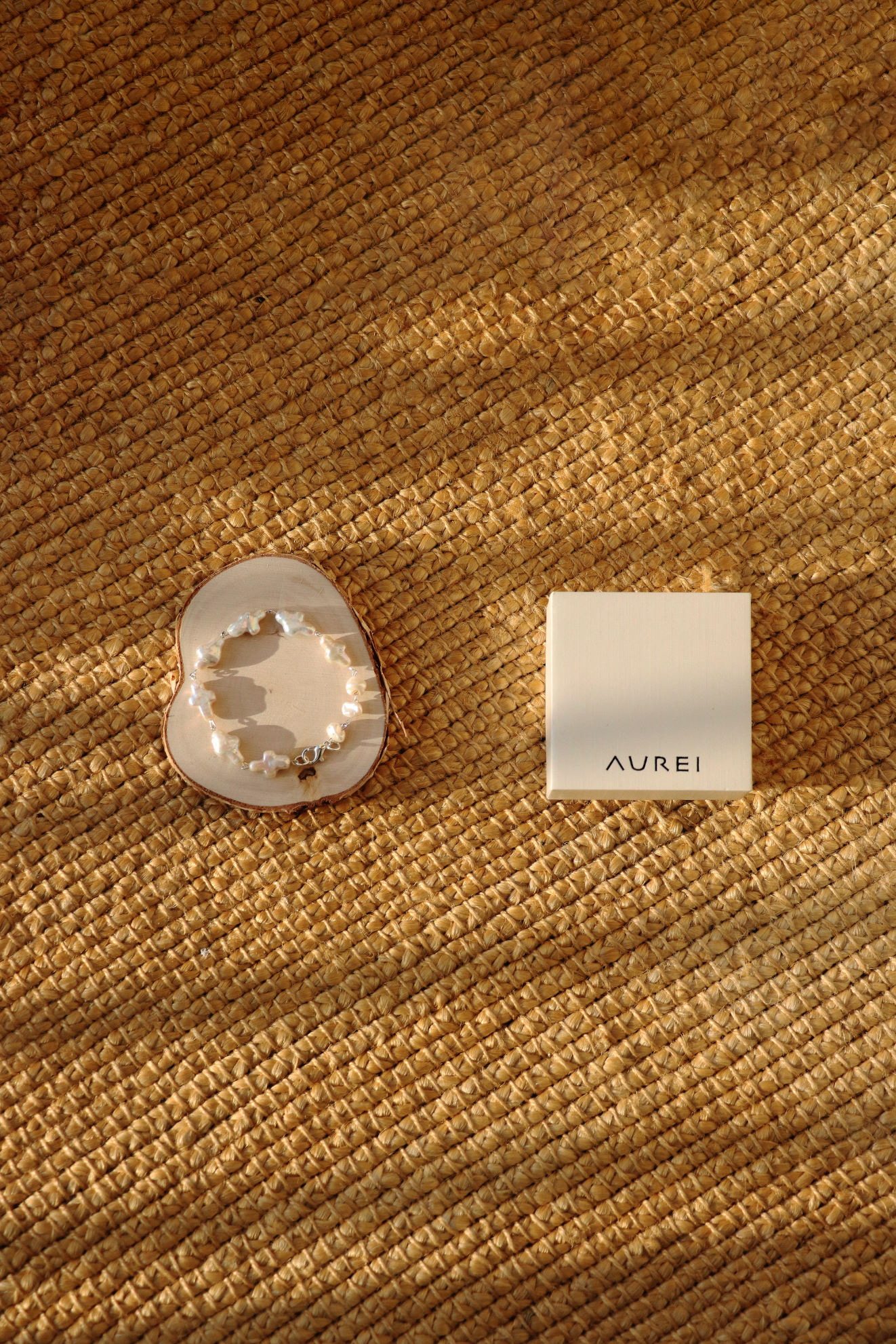 Capucine - Cross shape Freshwater Baroque Cultured Pearls Bracelet