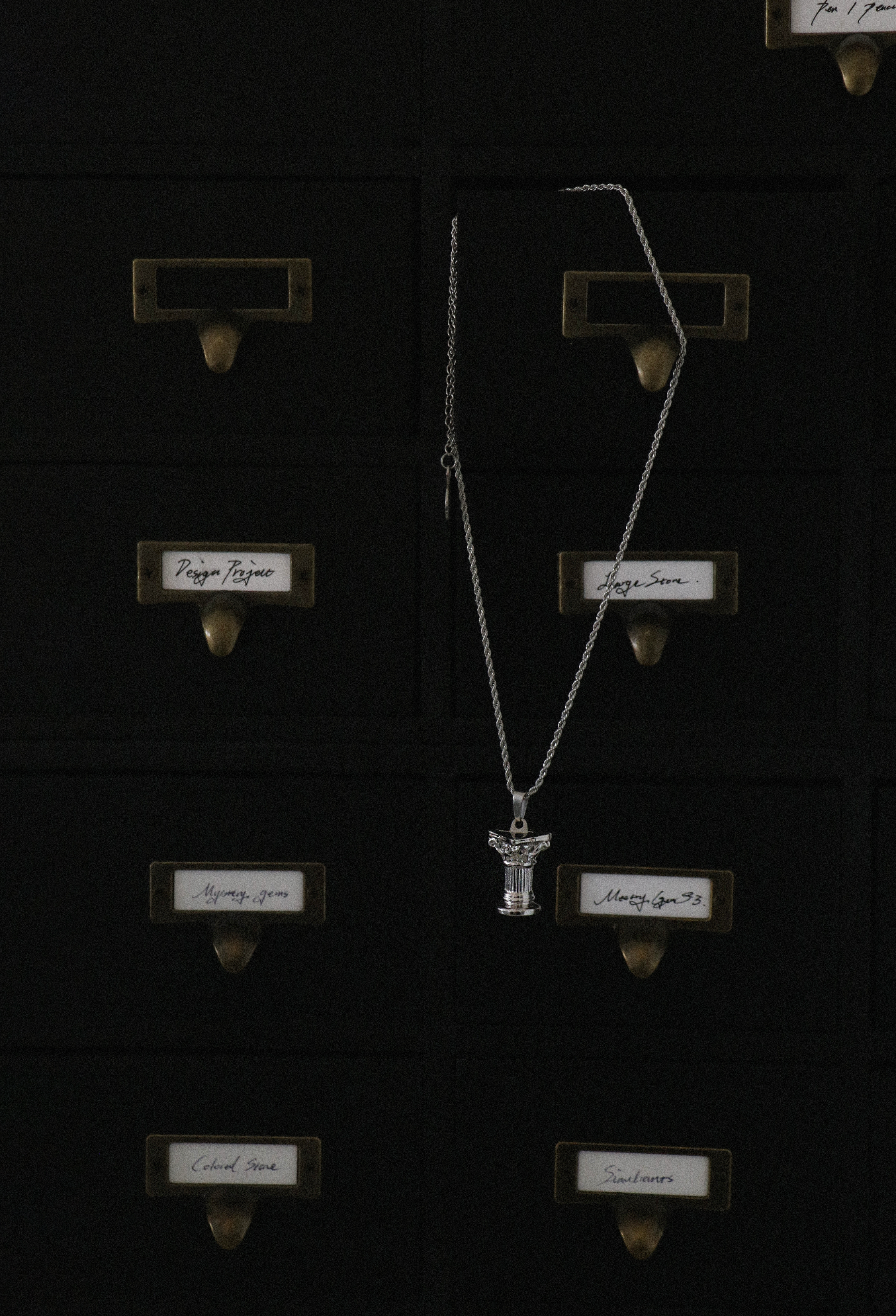 Column Pendant Necklace