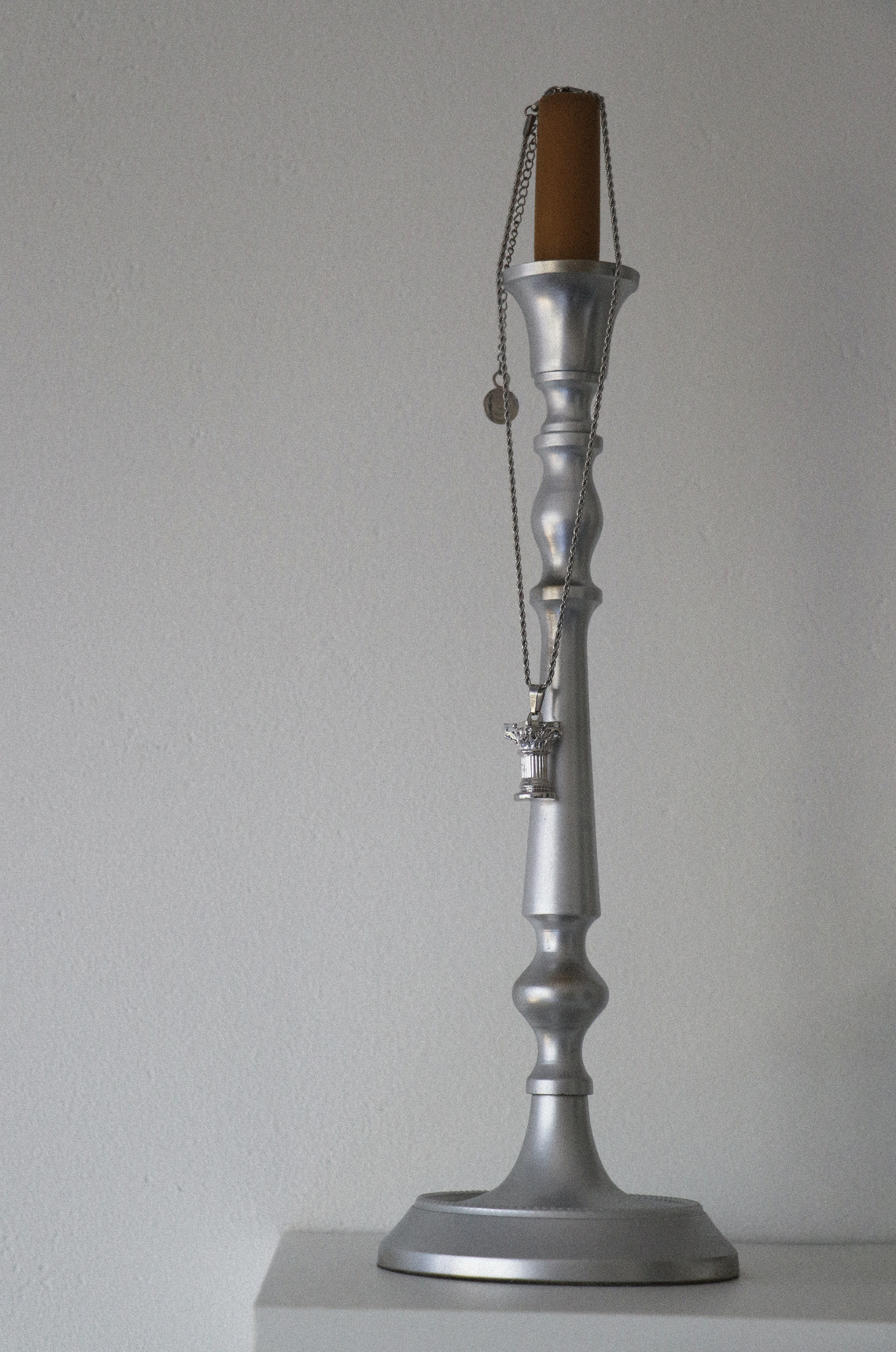 Column Pendant Necklace