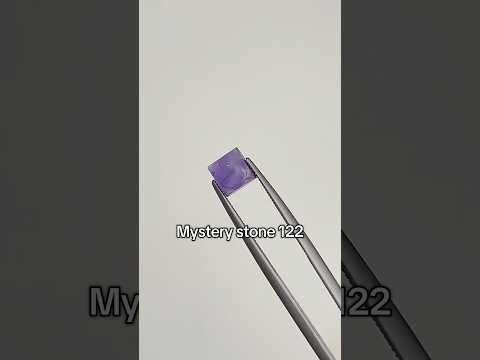 Amethyst / Quartz - Mystery stone 122 - Gem Identification series