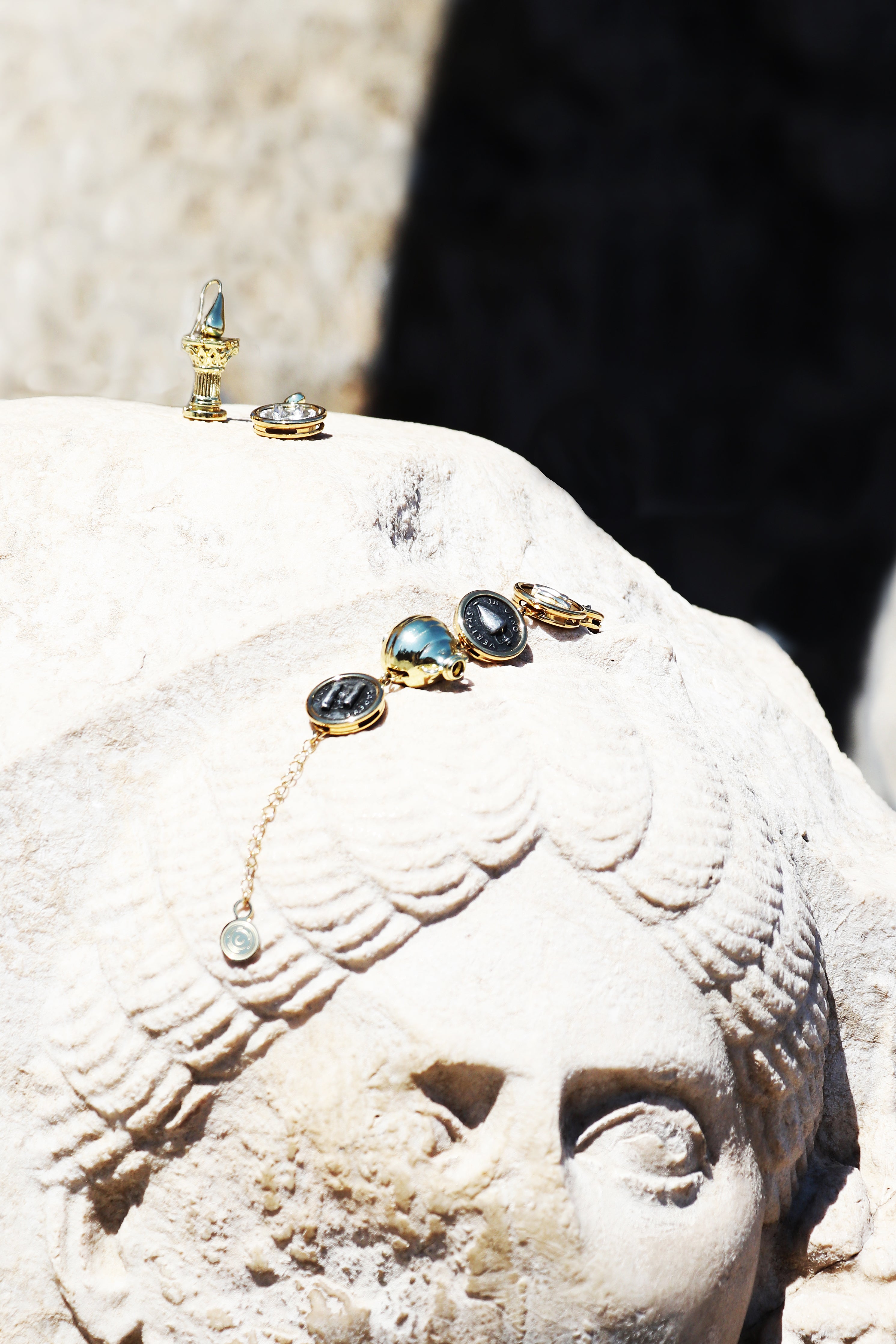 Corinthii Charm