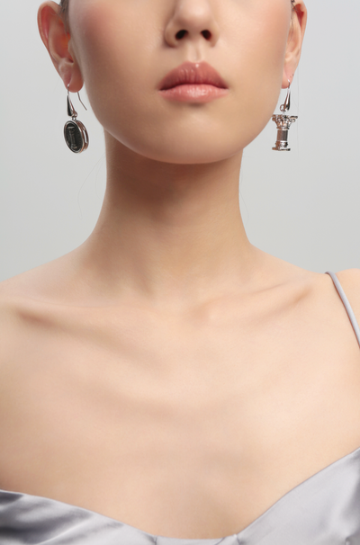 Varinia Dangle Earrings